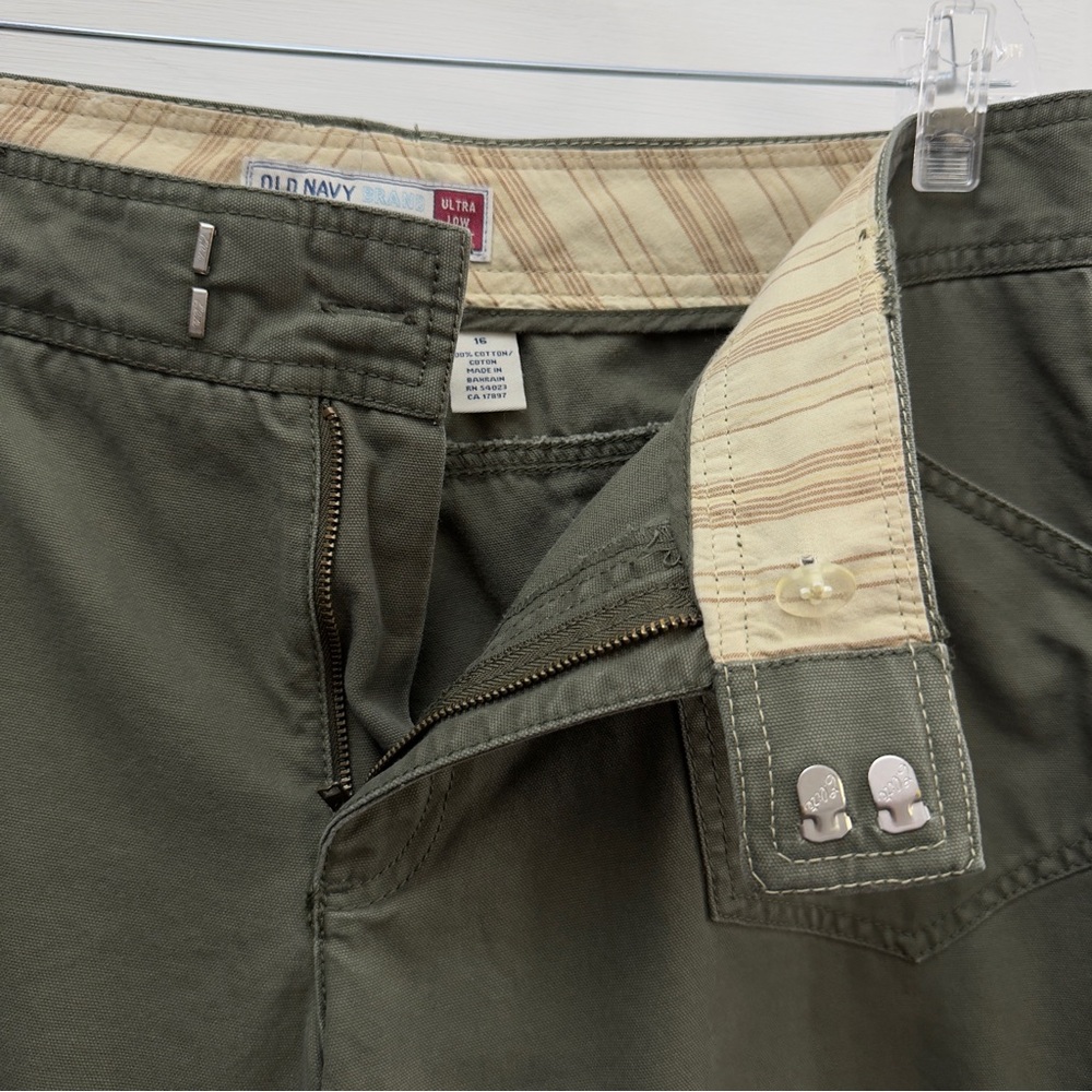Low Rise Flare Patch Pocket Pants Old Navy Women’s 16 Olive - Picture 9 of 14